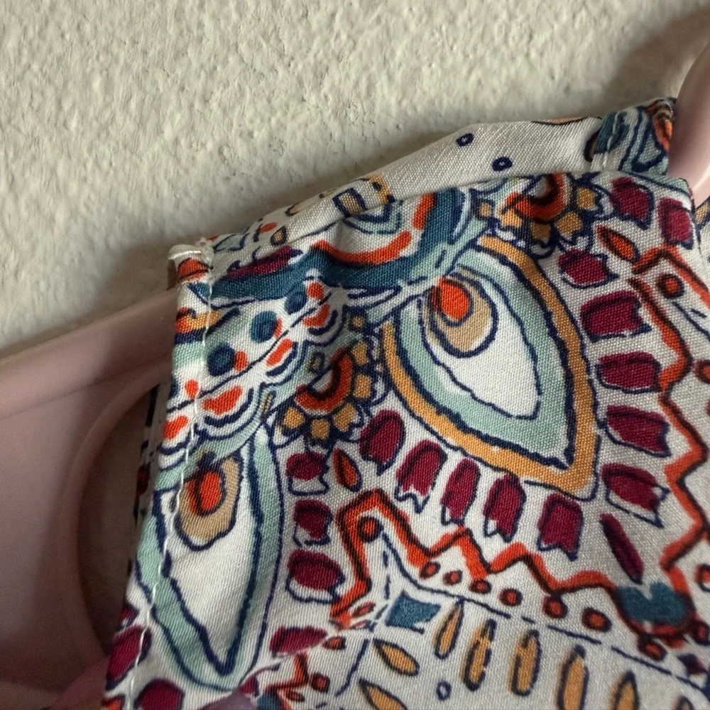 Verse Multicolor Mandala Print Sleeveless Boho Blouse - Picture 5 of 7